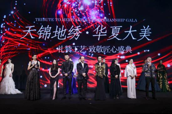 秋季的新境界，你的服装需要这些创新搭配